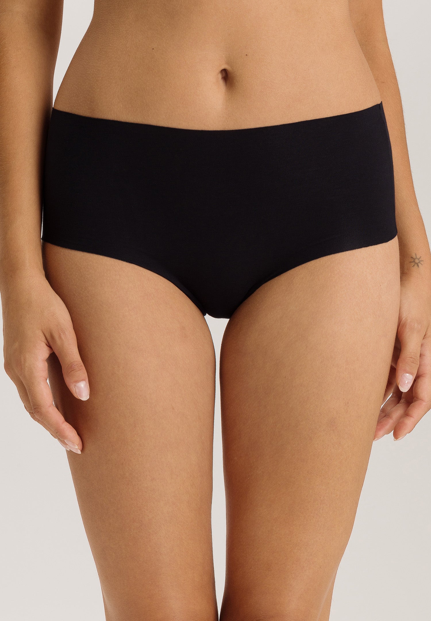 Invisible Cotton Cotton Blend Full Brief | Black 71244-019