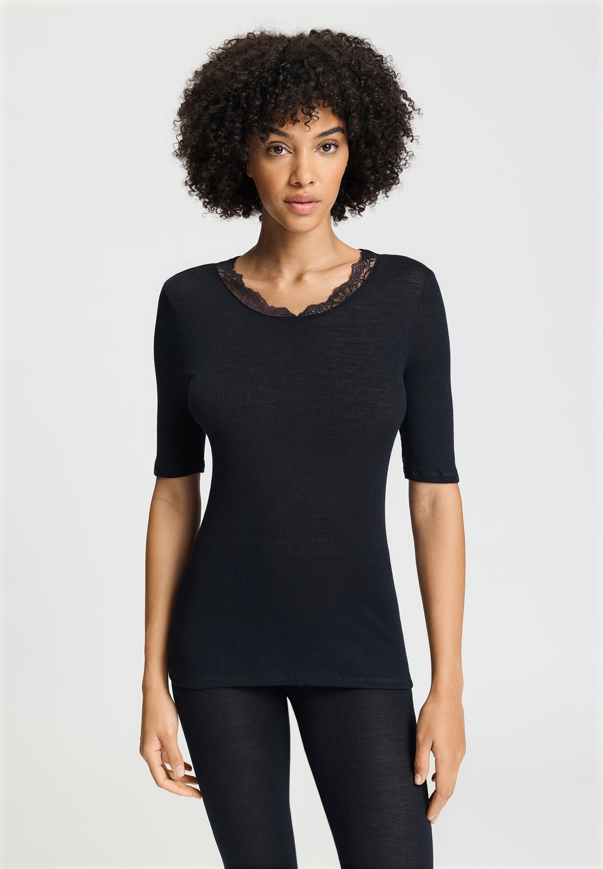 Woolen Lace Wool and Silk Crew Neck Top | Black 70767-019