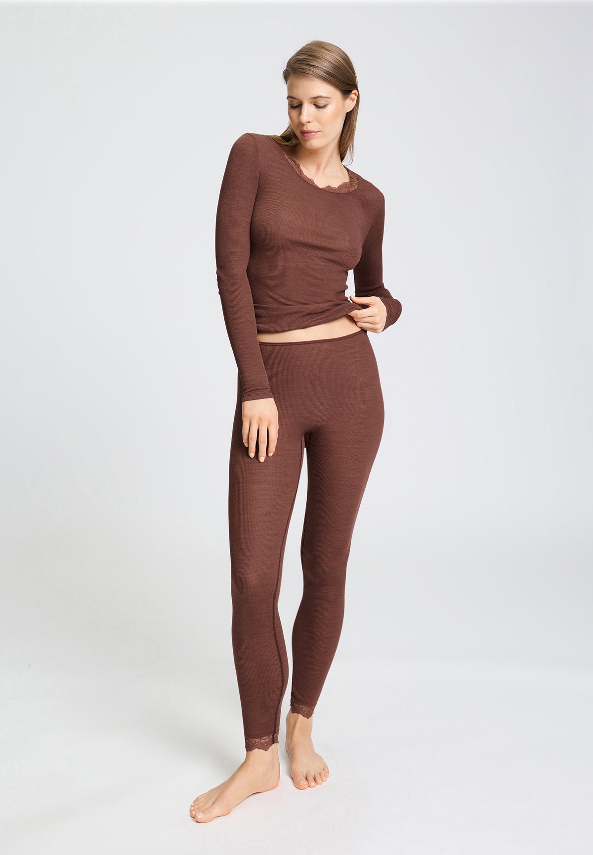 Woolen Lace Lace Trim Wool and Silk Crew Neck Top | Cinnamon 70768-2790