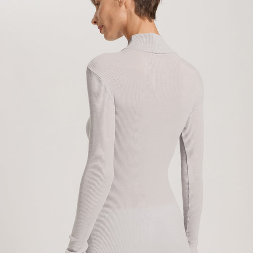 Celeste Wool And Silk Turtleneck Top | Silver Vapor 70818-2652