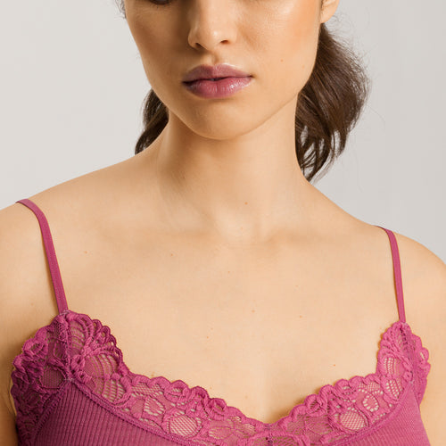 70911 Woolen Lace Spaghetti Cami - 2414 Rose Wine