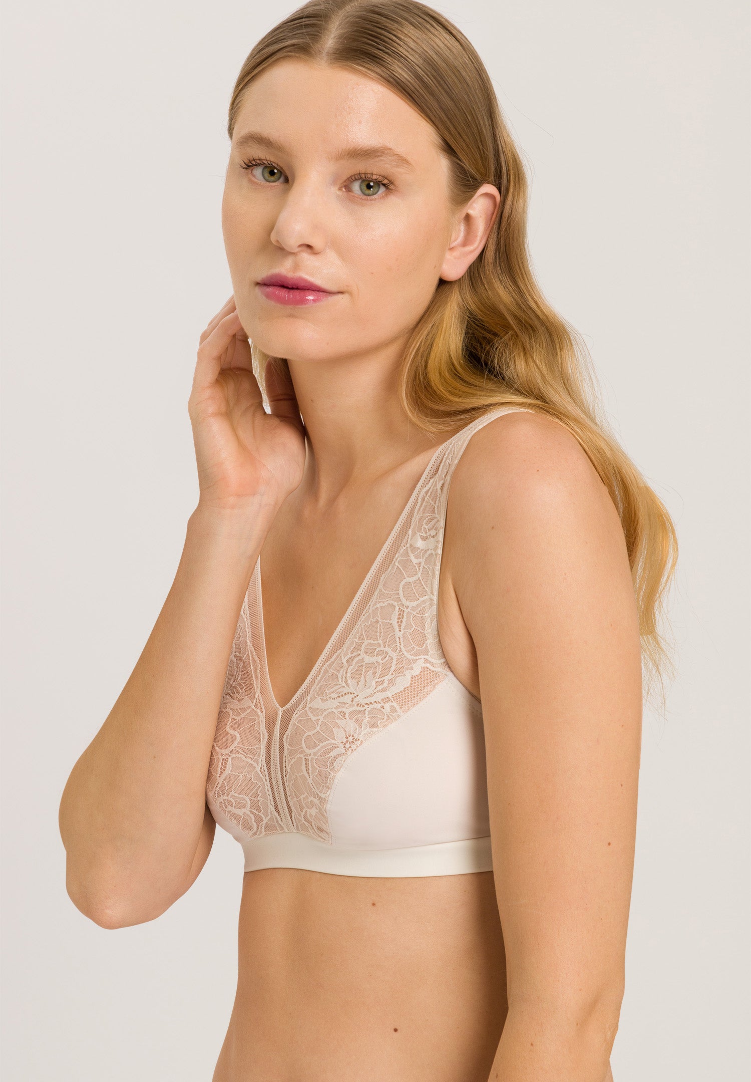 70989 Selma Soft Cup Bra - 1200 Warm Sand