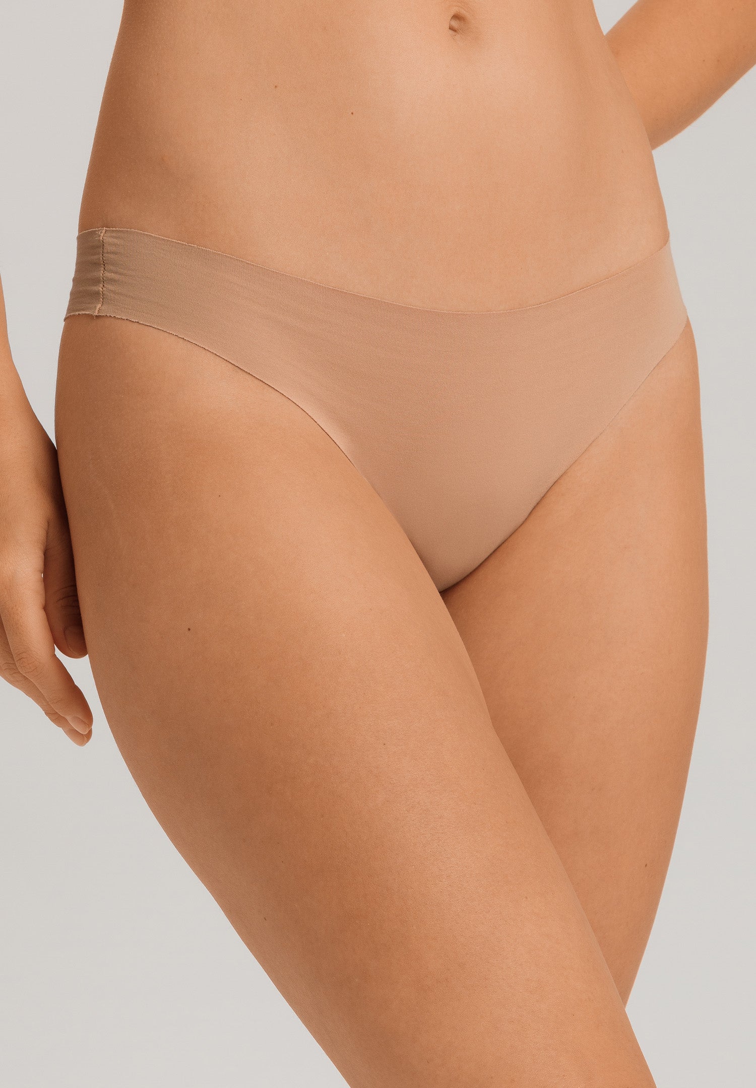 Invisible Cotton Cotton Blend Thong | Beige 71242-1272