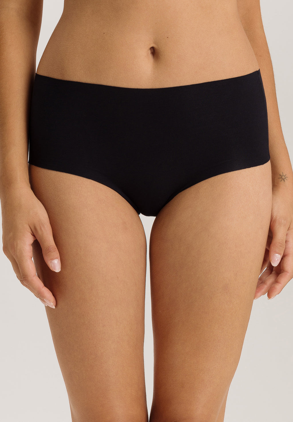Invisible Cotton Cotton Blend Full Brief | Black 71244-019