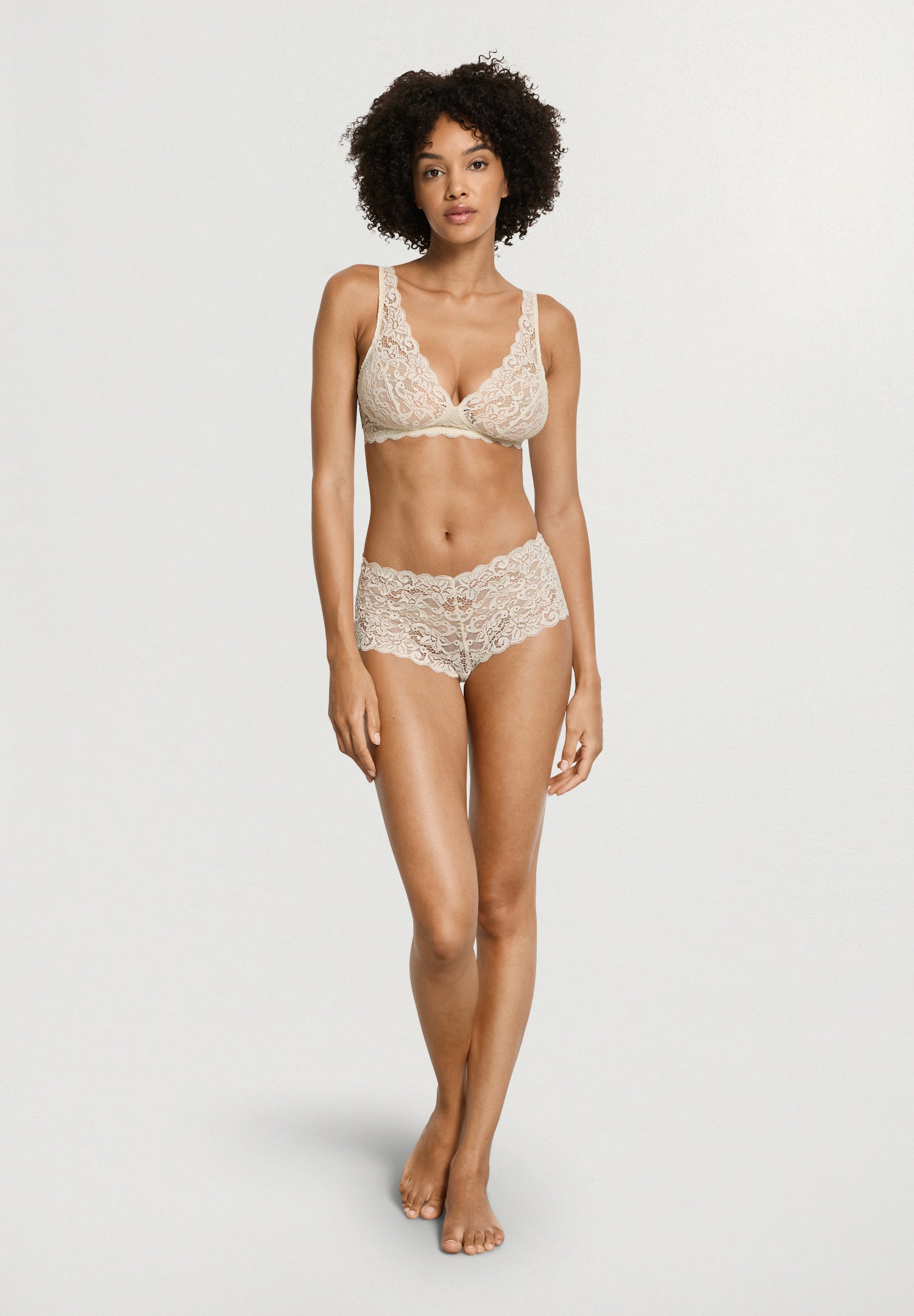 Luxury Moments Lace Boyleg | Summer Sand 71447-2811