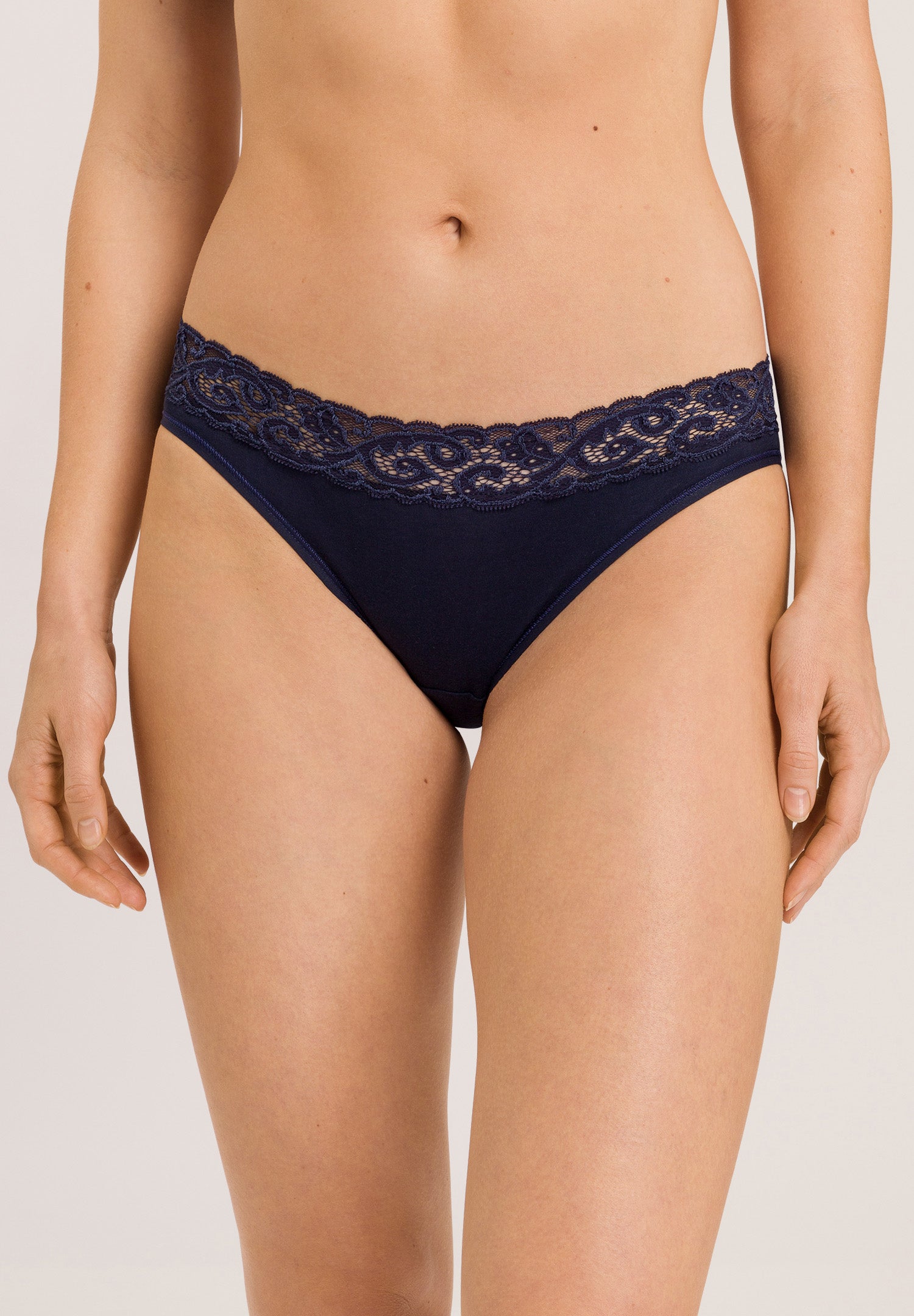 71481 Moments Hi-Cut Brief - 1610 Deep Navy