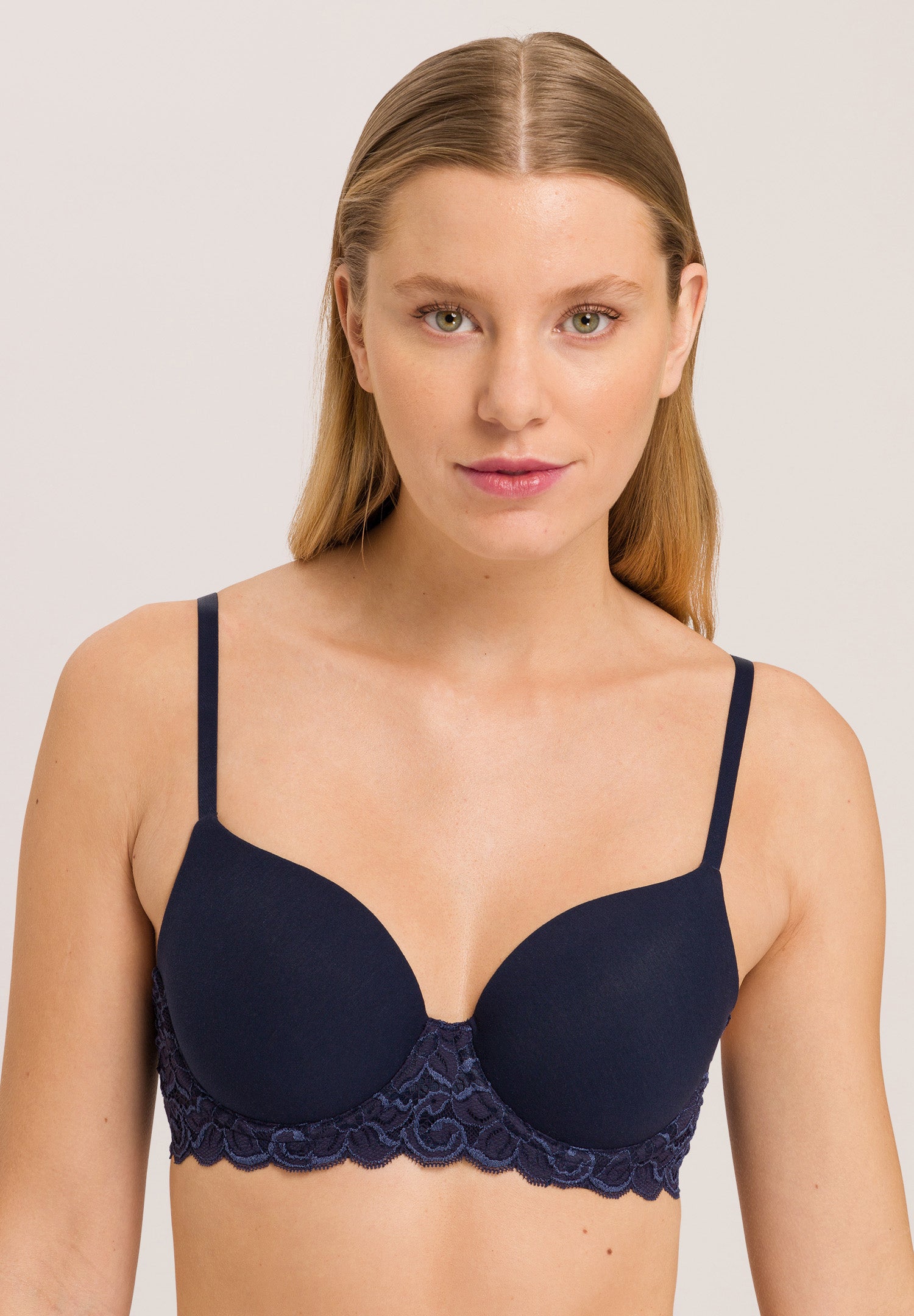 71503 Luxury Moments Lace T-Shirt Bra - 1610 Deep Navy