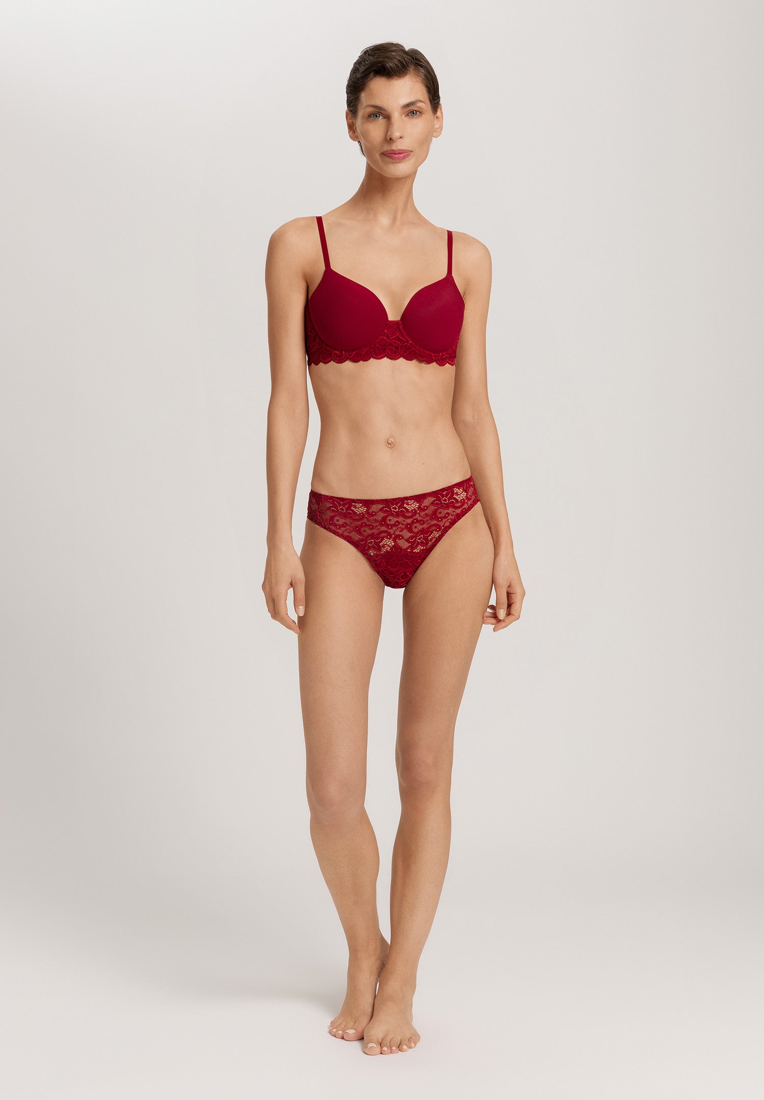 Luxury Moments Lace T-Shirt Bra | Red Dahlia 71503-2418
