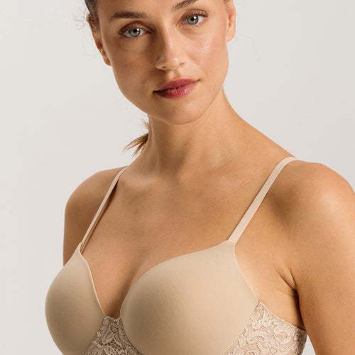 Luxury Moments Lace T-Shirt Bra | Iced Cappuccino 71503-2846