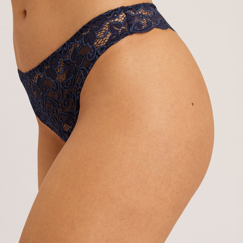 71507 Luxury Moments Thong - 1610 Deep Navy