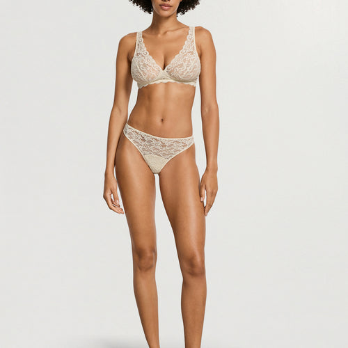 Luxury Moments Lace Thong | Summer Sand 71507-2811