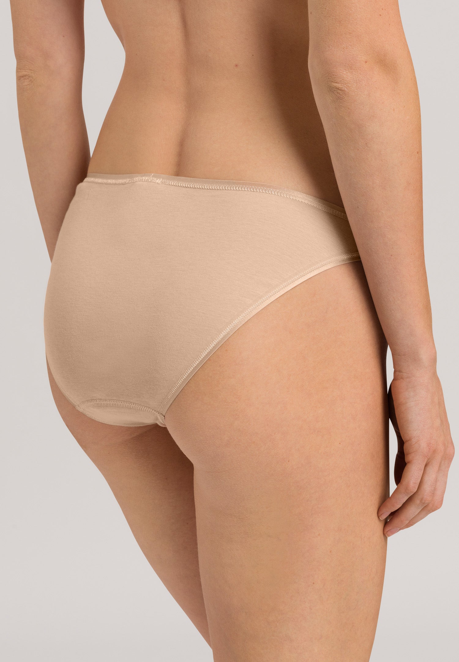 71624 Cotton Seamless High Cut Brief - 274 Beige