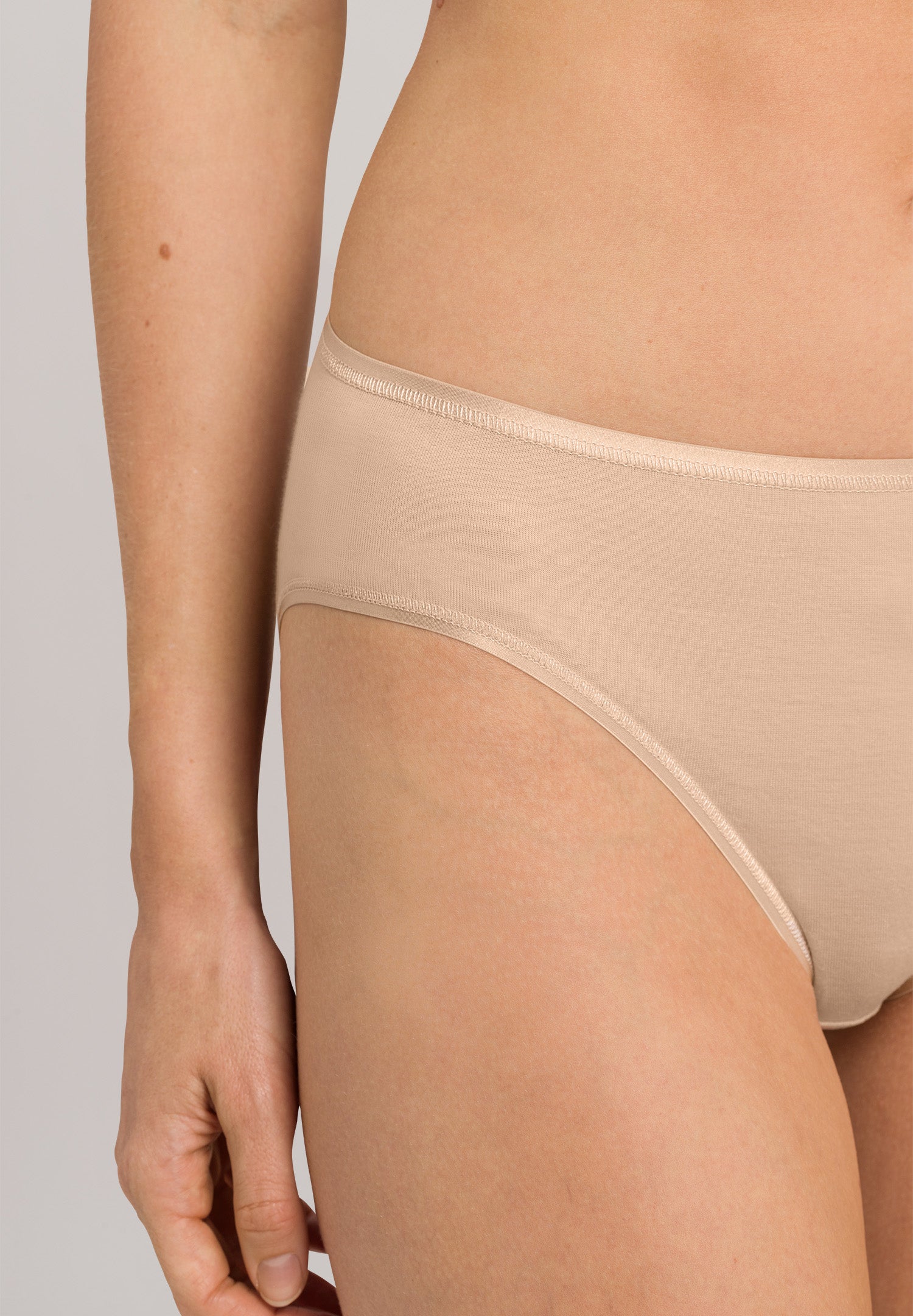 71626 Cotton Seamless Full High Cut Brief - 274 Beige