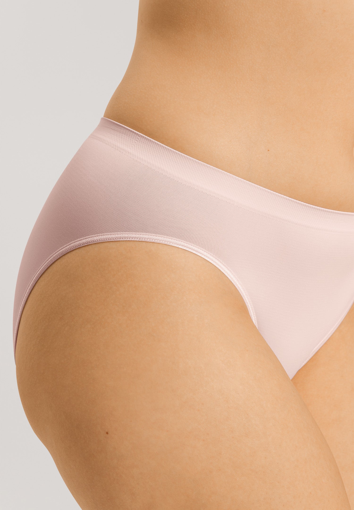 71812 Touch Feeling Hi Cut Brief - 1393 Rose Cream