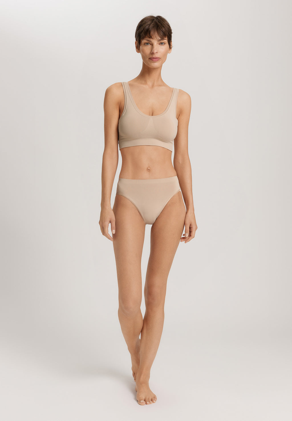 Touch Feeling Hi Cut Brief | Coffee Quartz 71812-2216