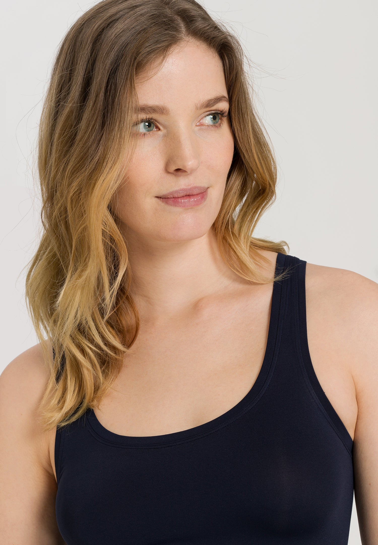 71814 Touch Feeling Tank Top - 1610 Deep Navy