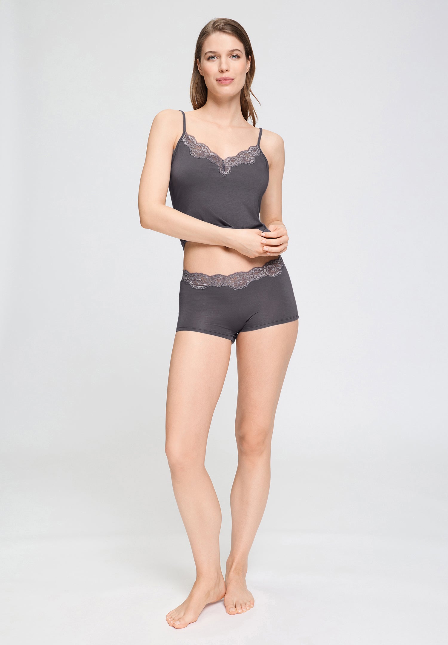 Dana Tencel™ Boyleg With Lace Detail | Boulevard 71843-2687