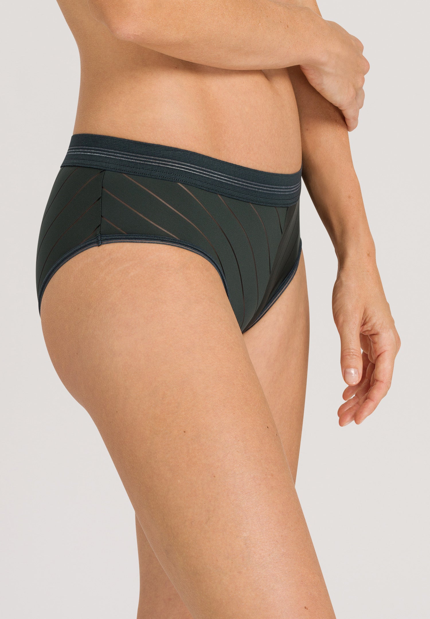 72011 Daywear Bottoms Hipster - 1730 Pine