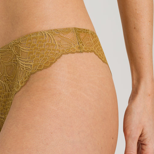 72532 Lilova Thong - 1246 Gold