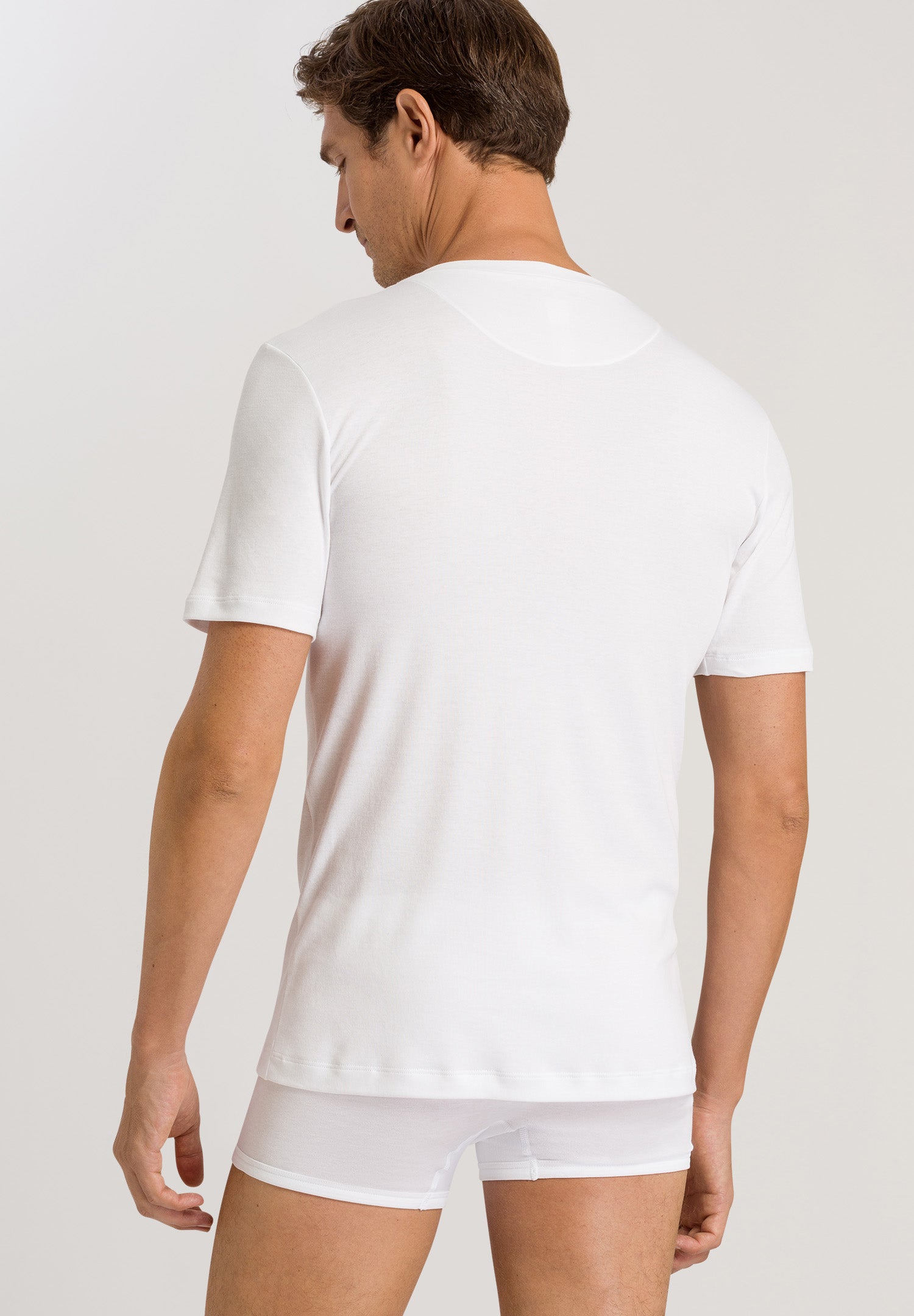 73173 Sea Island Cotton Short Sleeve V-Neck - 101 White