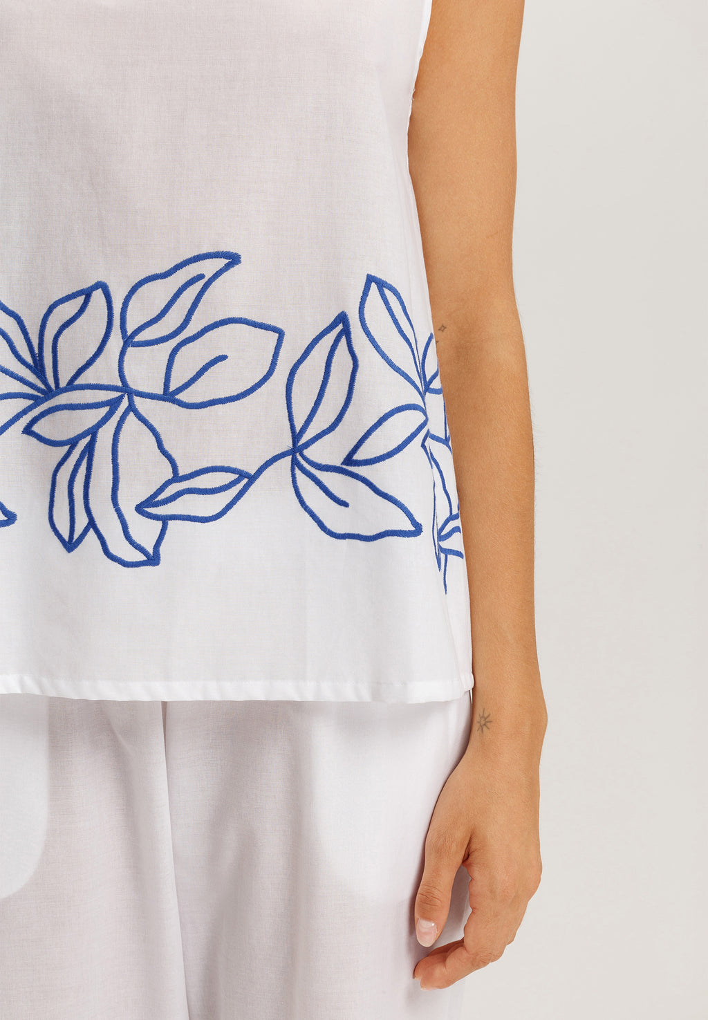 Liz Relaxed Cotton Tank Top With Embroidery | White 74799-101