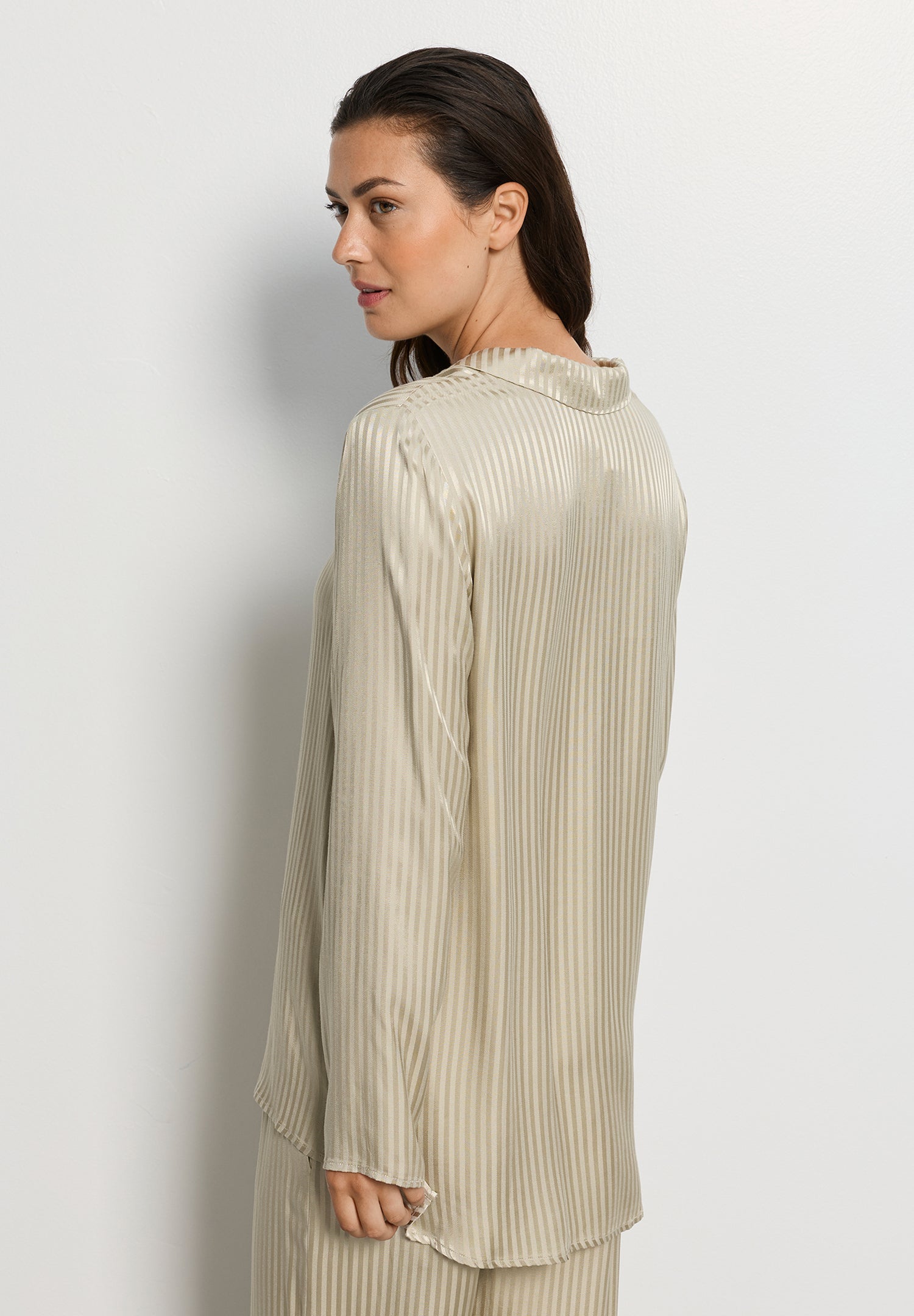 Sleep And Lounge Button Front Pajama Shirt | Olive Stem 74857-2661
