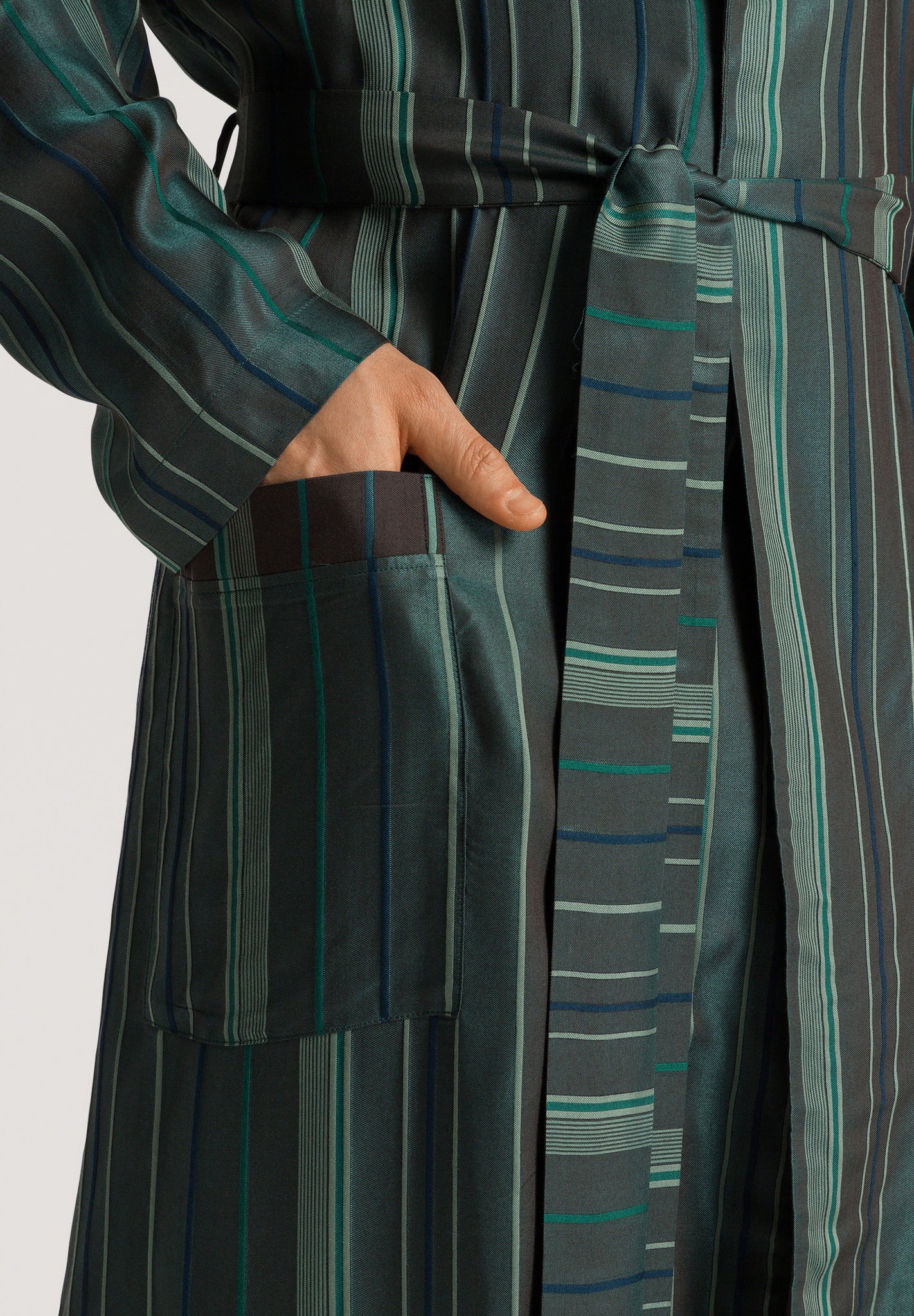 75879 Selection Robe - 2864 Laurel Stripe