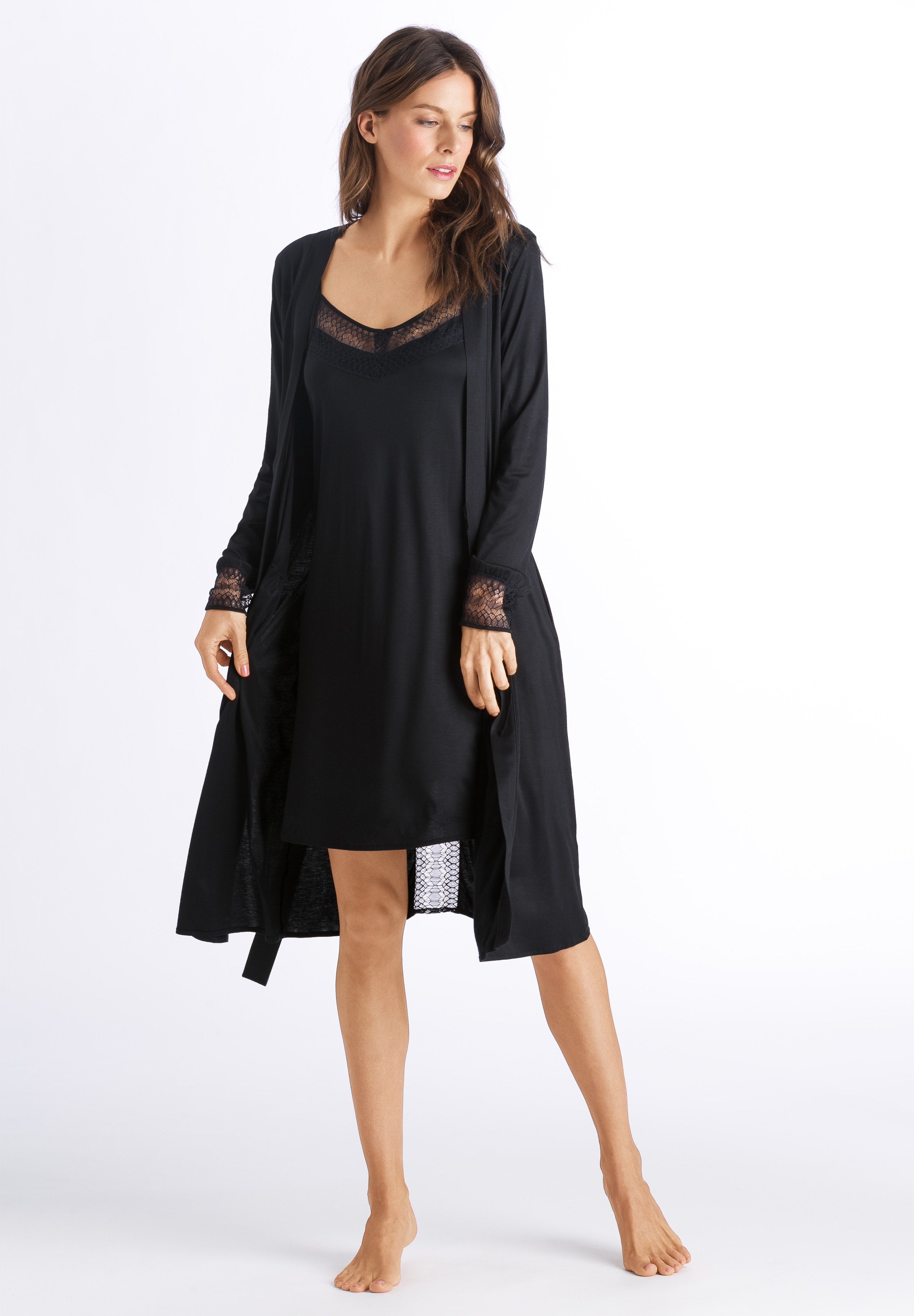 76639 Amanda Robe - 019 Black