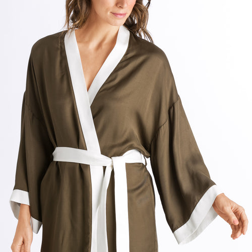 76645 Nori Kimono - 1717 Strong Olive