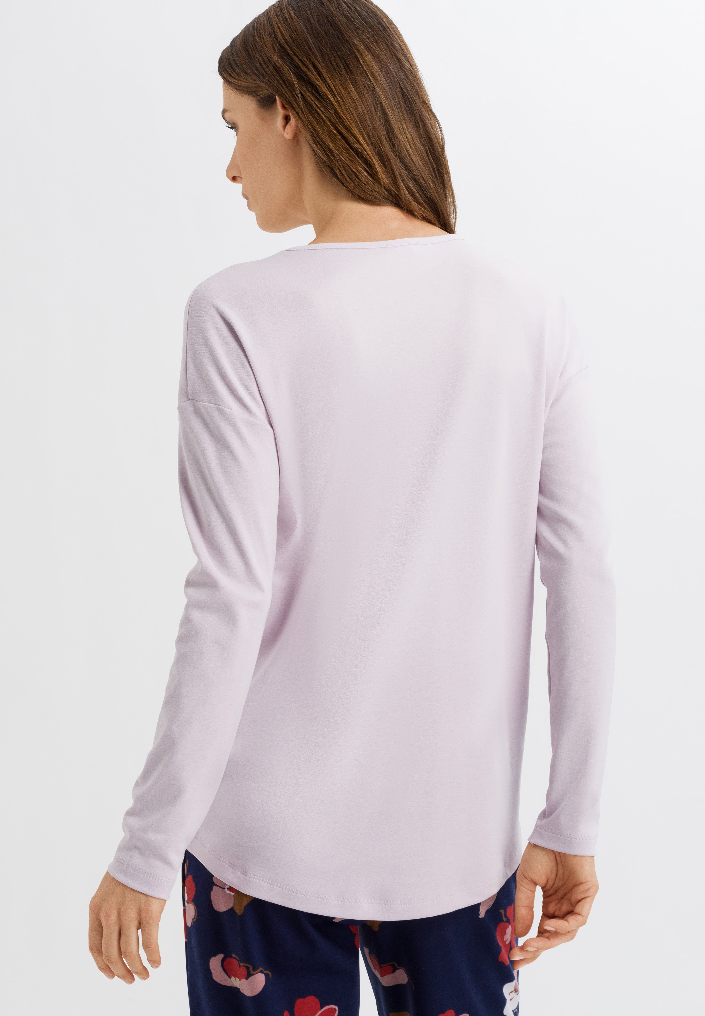 76648 Ami Long Sleeve Shirt V-Neck - 1397 Lilac