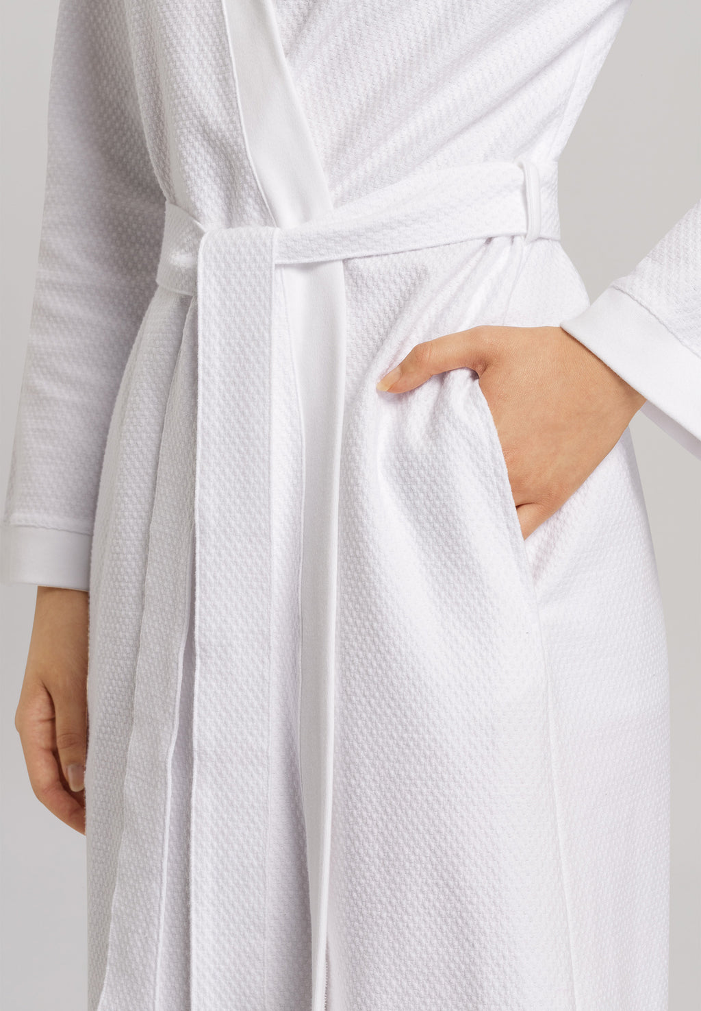 77303 Robe Selection Cotton Pique Robe - 101 White