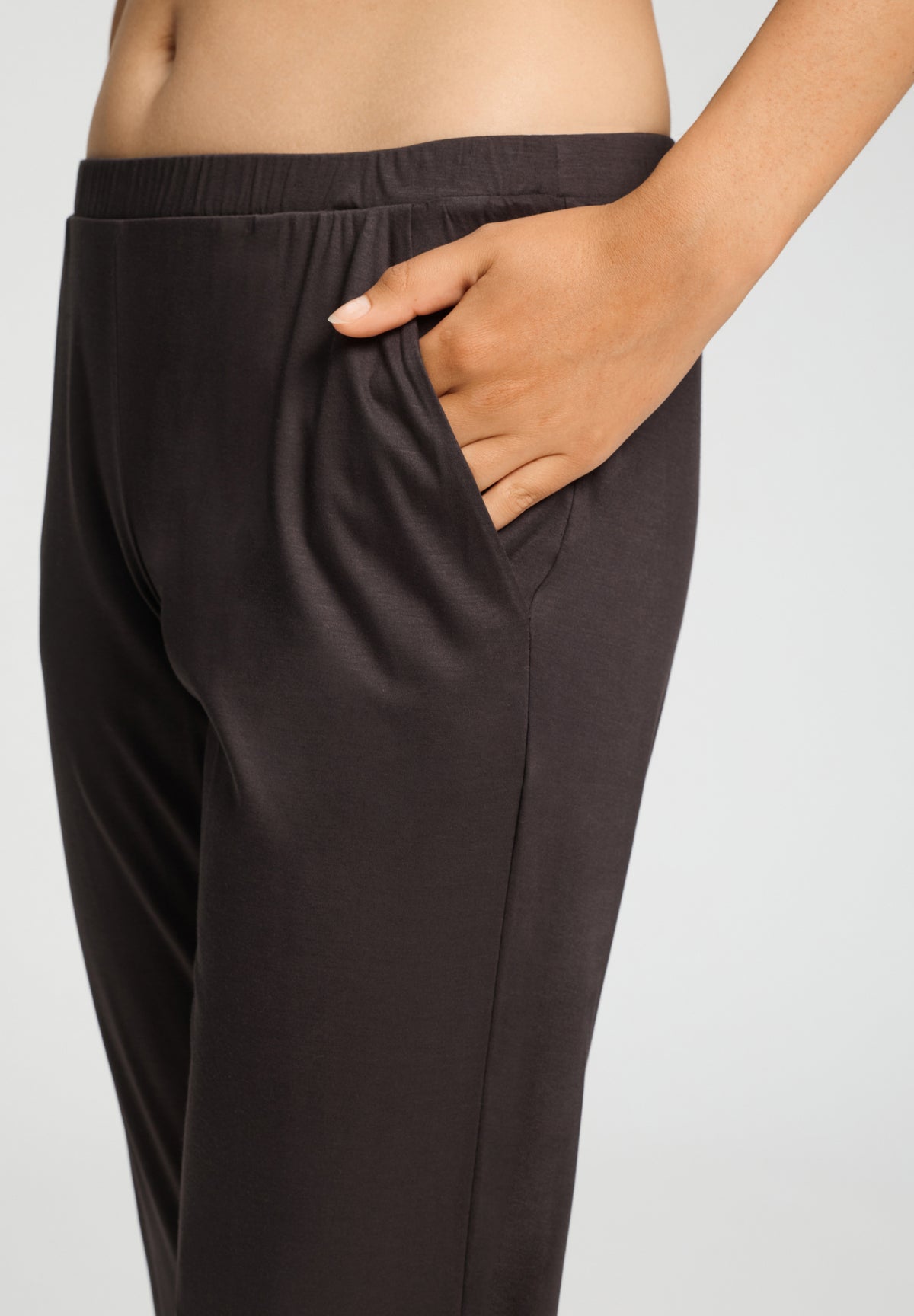 Grand Central TENCEL™ and Silk Knit Pant | Dark Mocha 77409-2185