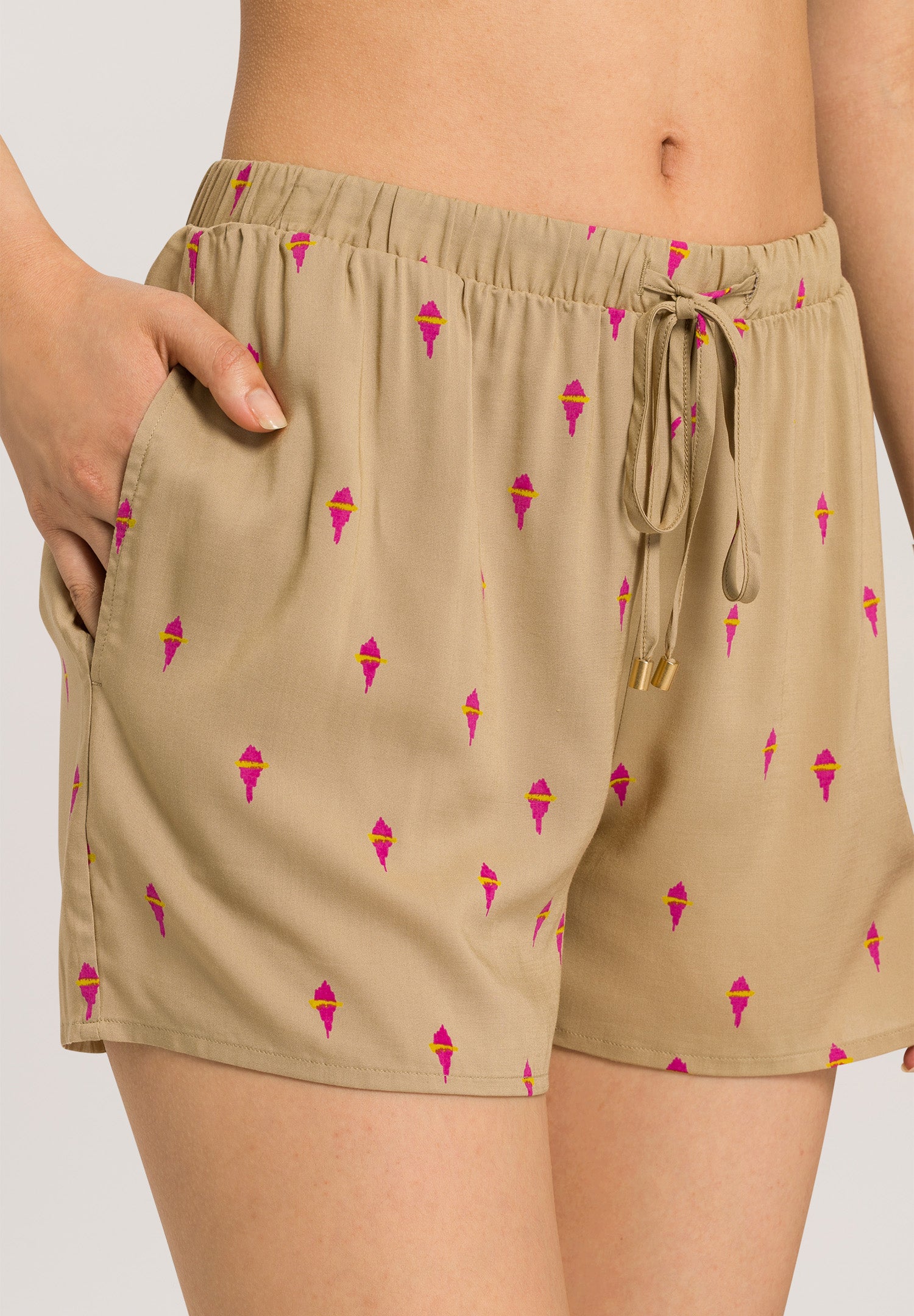 77615 Sleep And Lounge Woven Shorts - 2957 Vibrant Fireflies