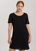 77953 Cotton Deluxe S/Slv Bigshirt - 019 Black