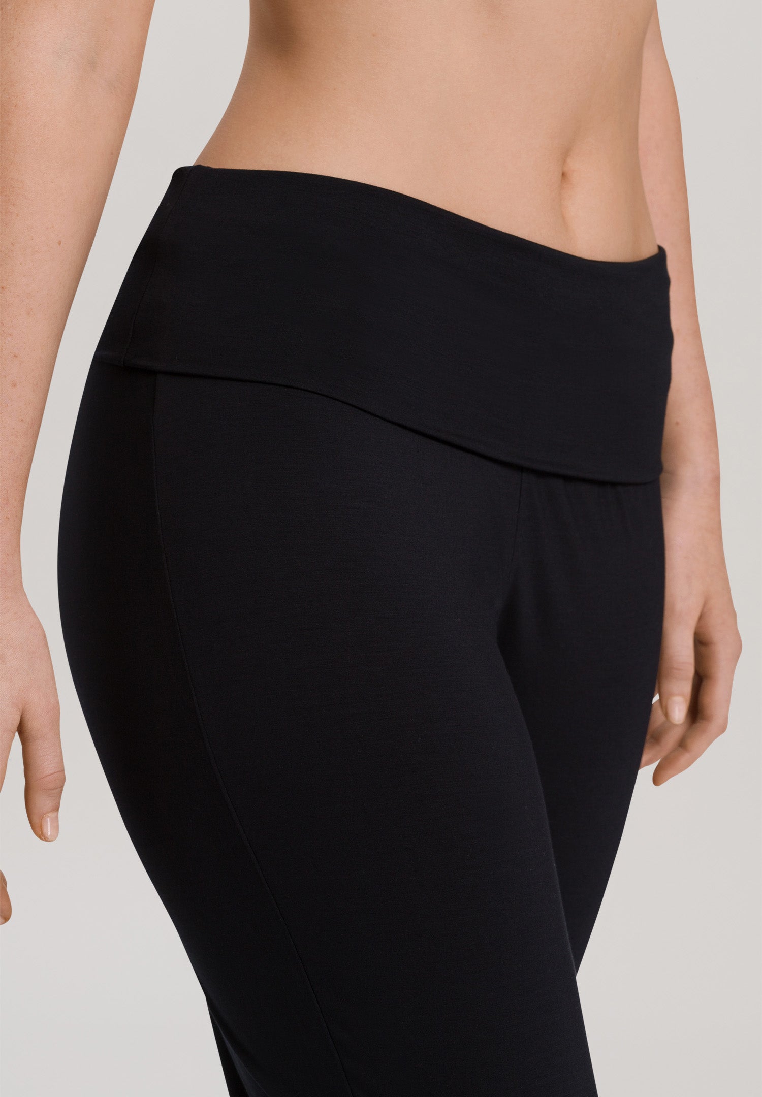 77998 Yoga Lounge Pant - 019 Black