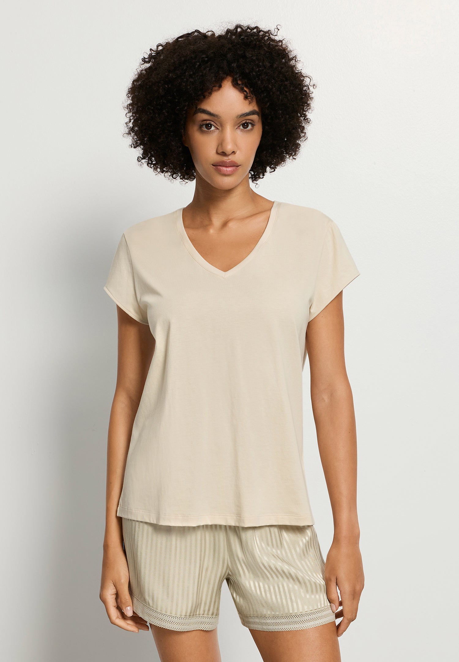 Natural Shirt S/Slv Shirt V-Neck | Oyster Gray 78256-2671