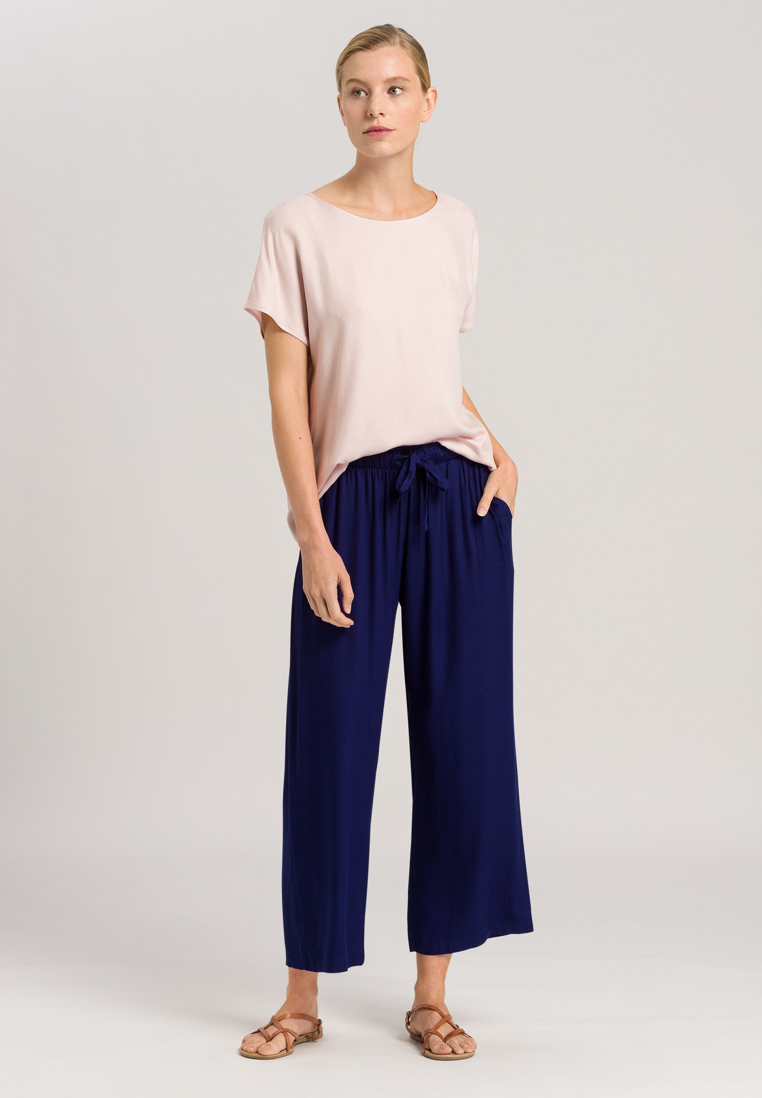 78666 Favourites Crop Pants - 1658 Beacon Blue