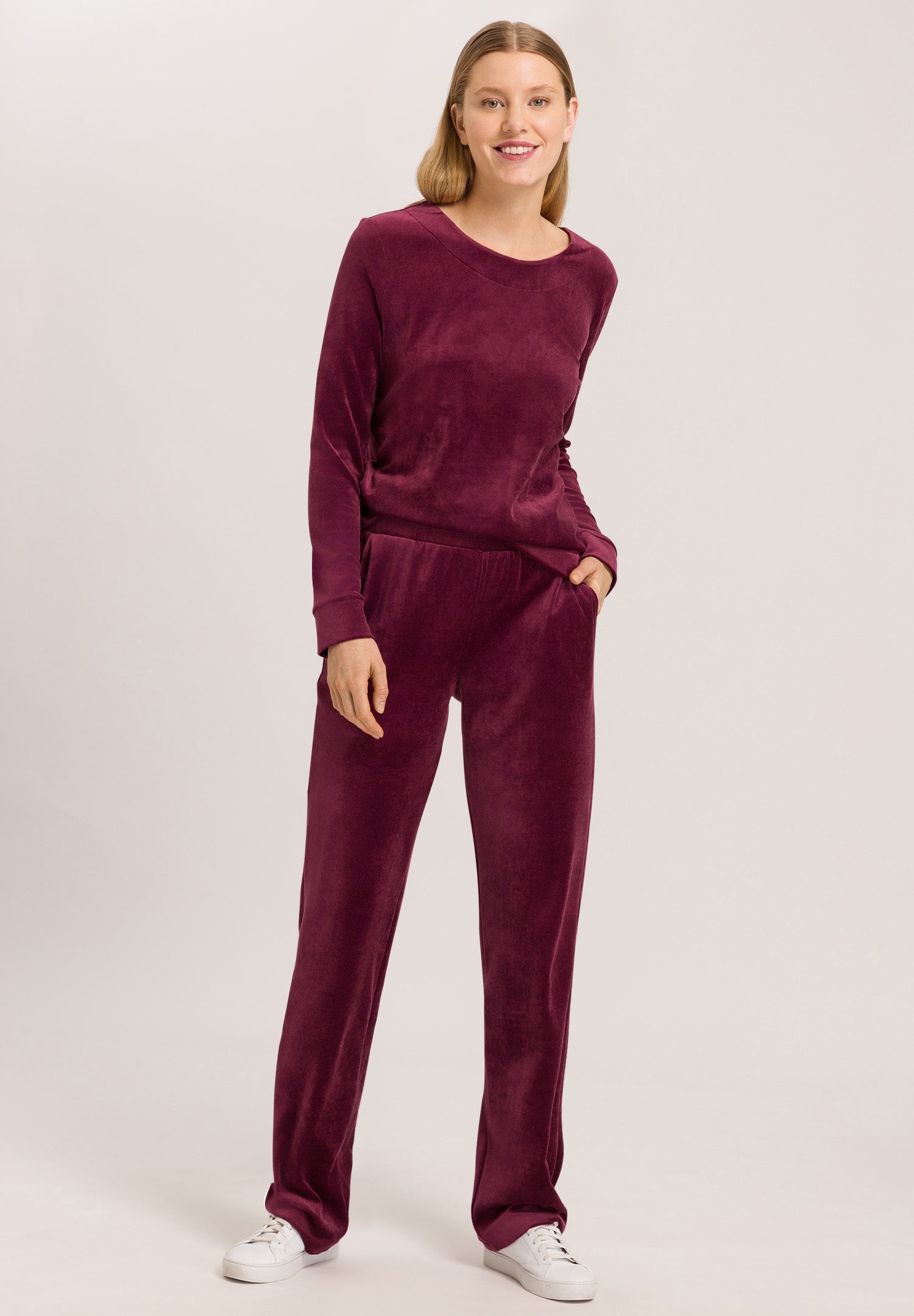 78770 Favourites Pullover - 2423 Ruby Wine