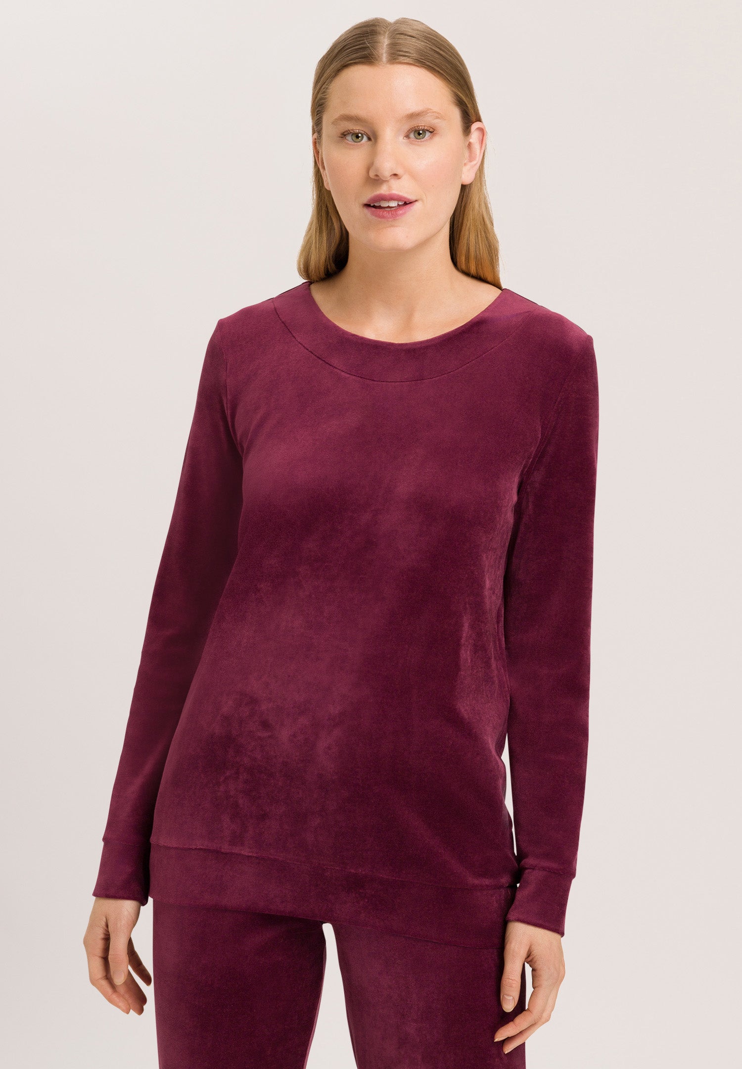 78770 Favourites Pullover - 2423 Ruby Wine