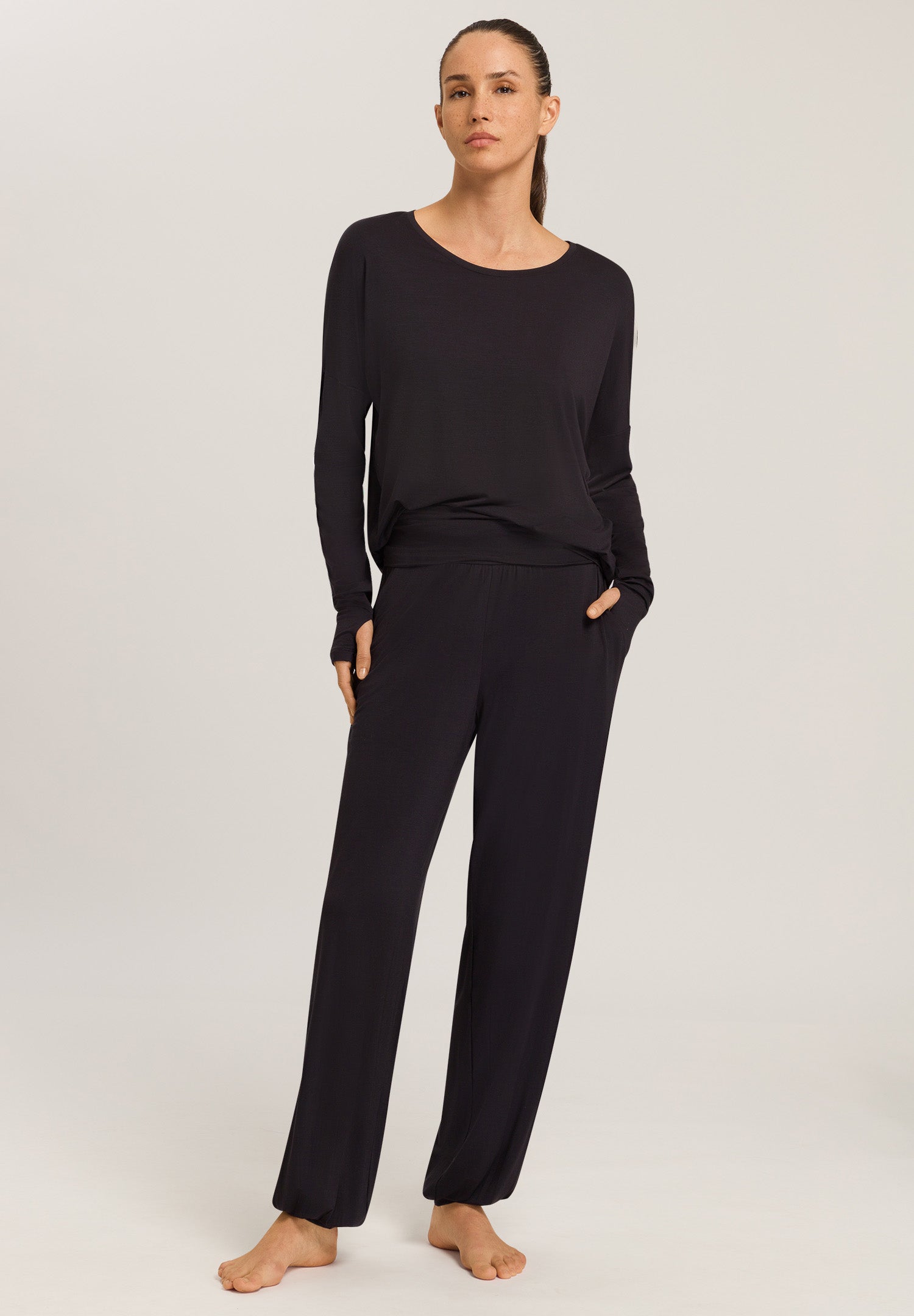 78796 Yoga L/Slv Shirt - 2199 Black Beauty