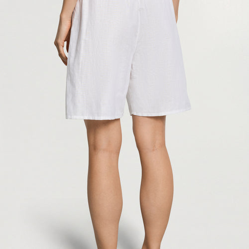White Essentials Short Pants | White 78910-101