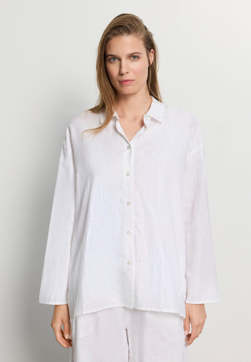White Essentials Blouse | White 78911-101