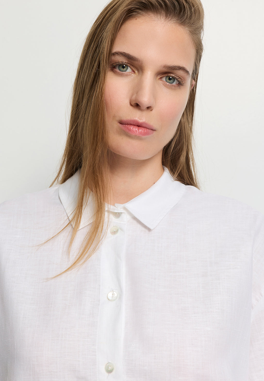 White Essentials Blouse | White 78911-101