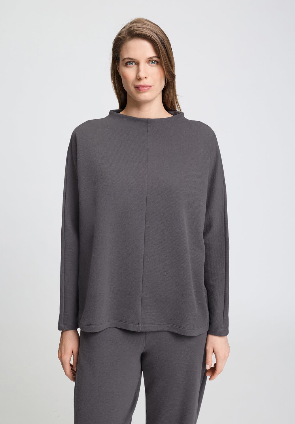 Easy Wear Pullover | Dark Sesame 78929-3163