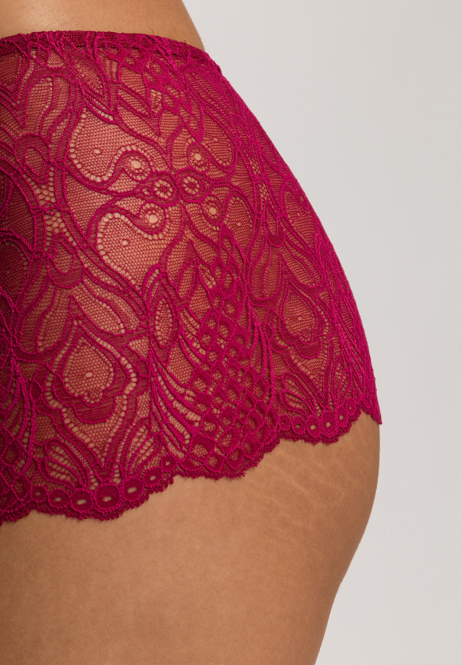 Lilova Boyleg | Intense Garnet 79578-2406