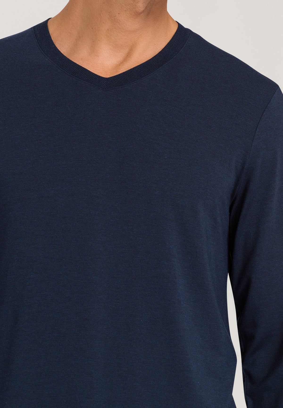 Casuals V-Neck Top | Deep Navy 75036-1610