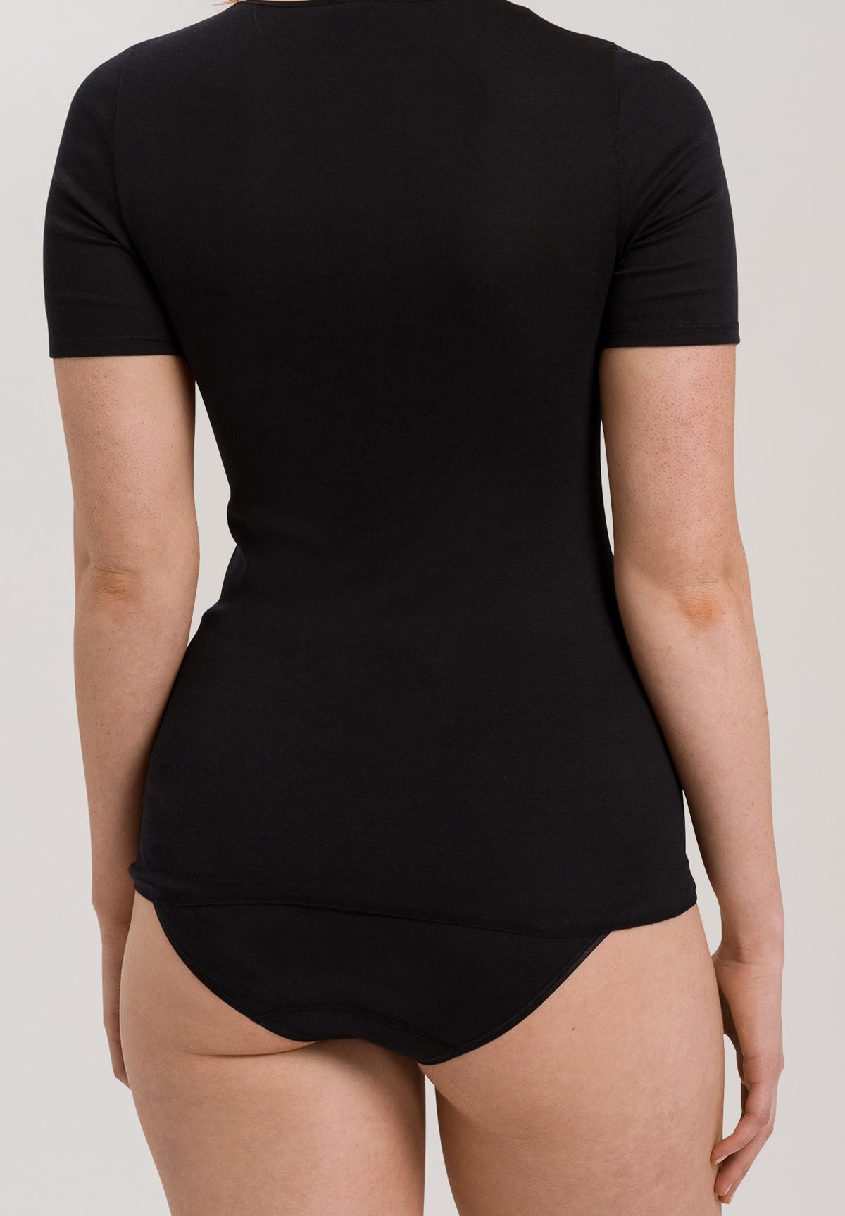 Cotton Seamless Fitted Cotton Round Neck Top | Black 71630-019