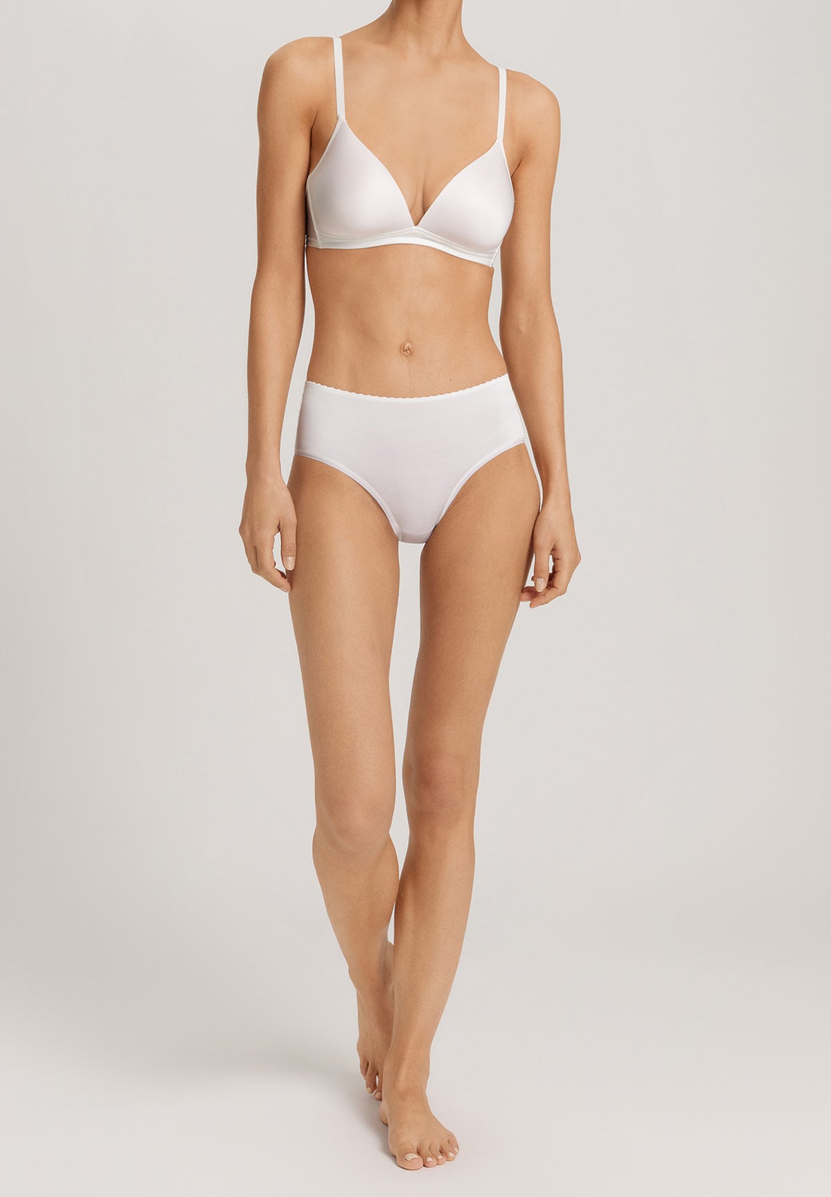 Satin Deluxe Satin Jersey High Cut Brief | Off White 71126-102